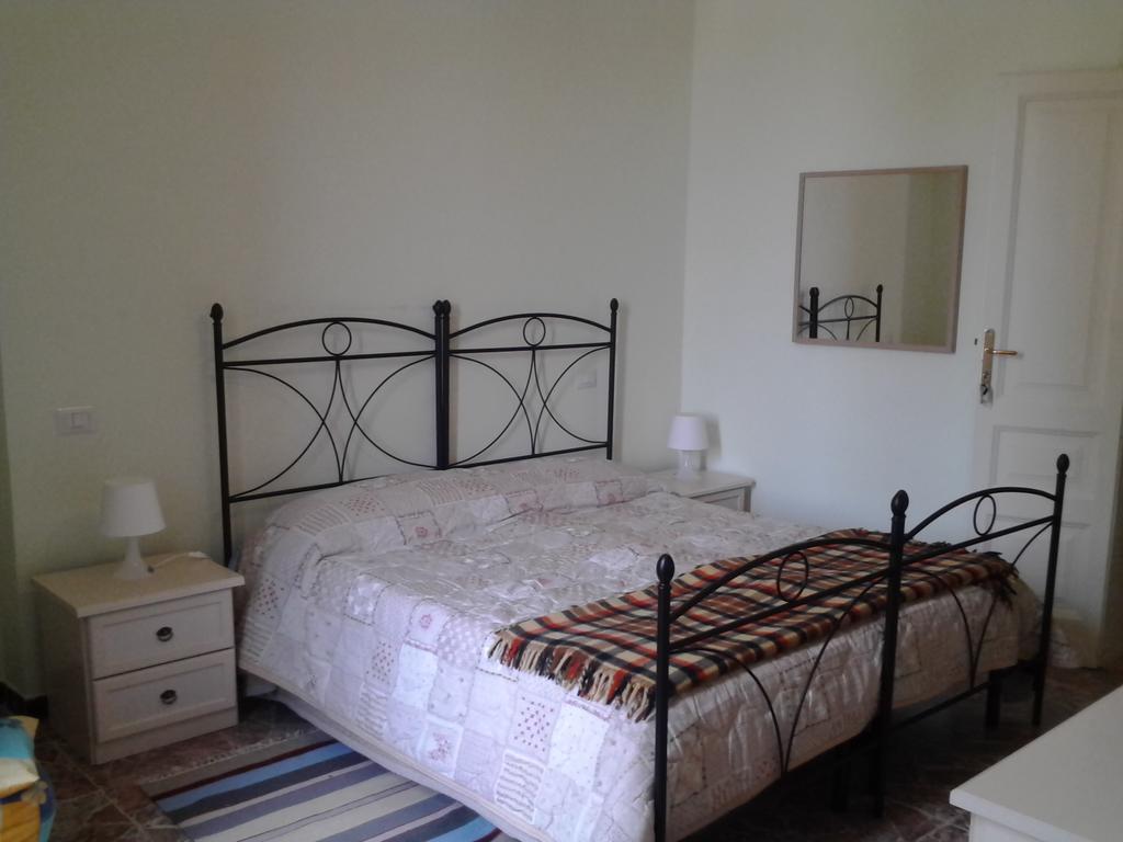 La Casa Di Ermelinda Bed & Breakfast Reggio Calabria Exterior photo